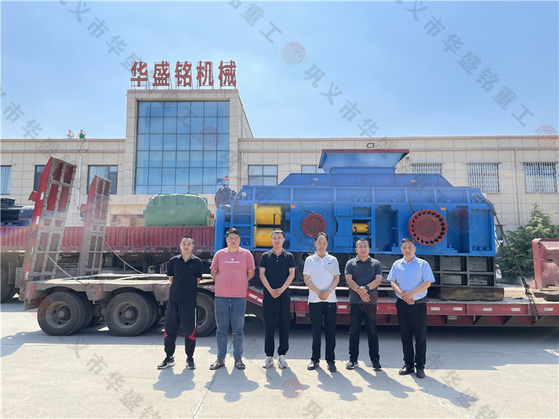 煤炭專(zhuān)用破碎機(jī)，液壓對(duì)輥破碎機(jī)廠家